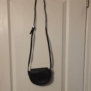 NINE WEST BLACK CROSSBODY BAG